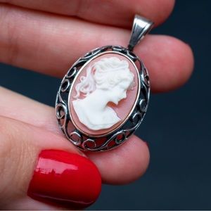Lady cameo pendant sterling silver, old elegant necklace for women